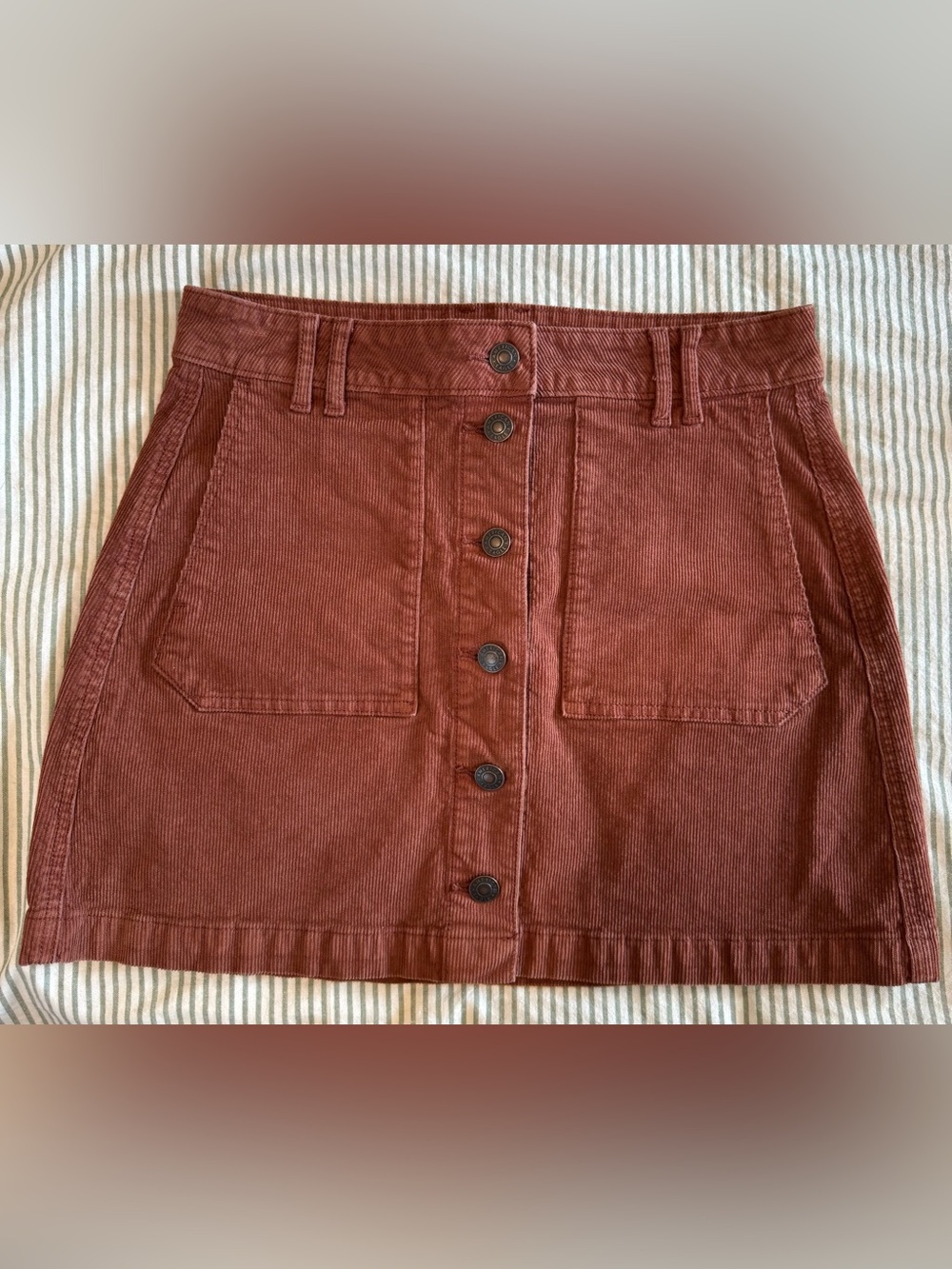 AMERICAN EAGLE Corduroy Button Front Super High Rise A-Line Skirt | Size 4
